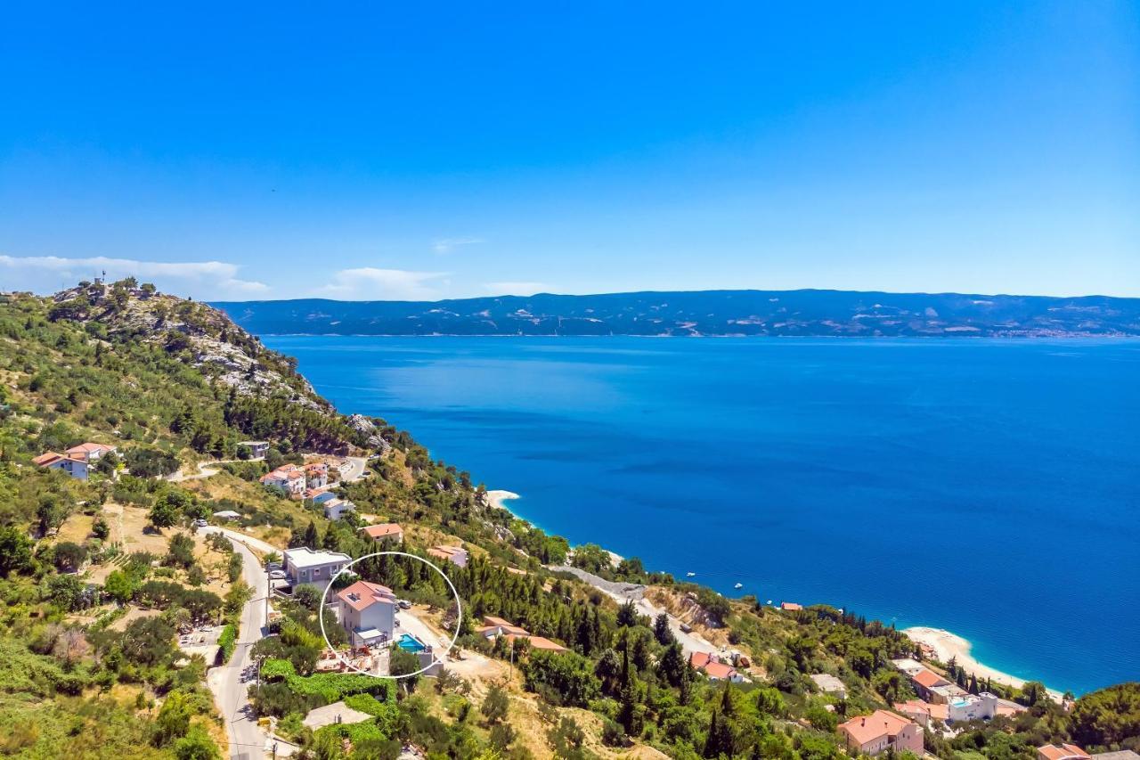 Villa Belvedere With Heated Pool, Billiards, Media Room, Sea Views,10 Pax Оміш Екстер'єр фото