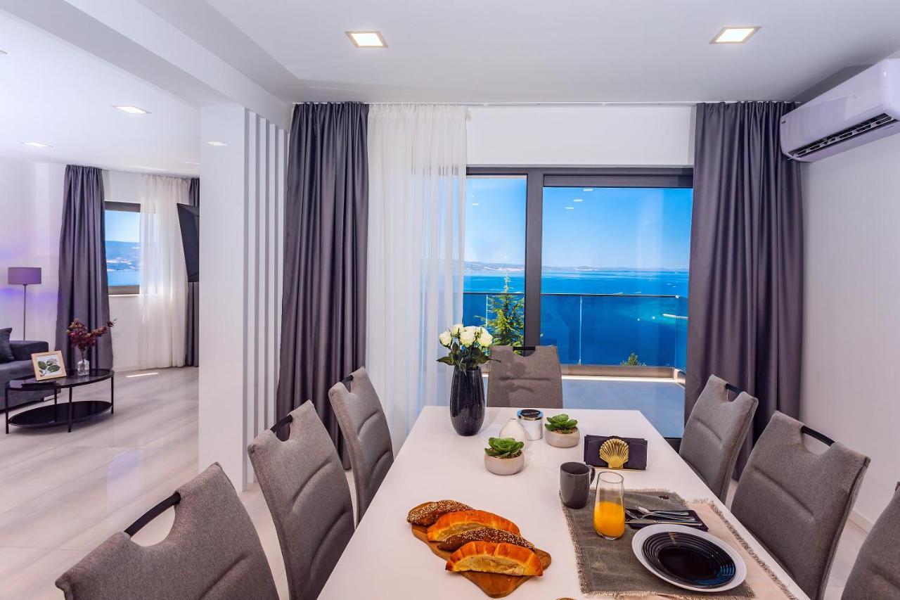 Villa Belvedere With Heated Pool, Billiards, Media Room, Sea Views,10 Pax Оміш Екстер'єр фото