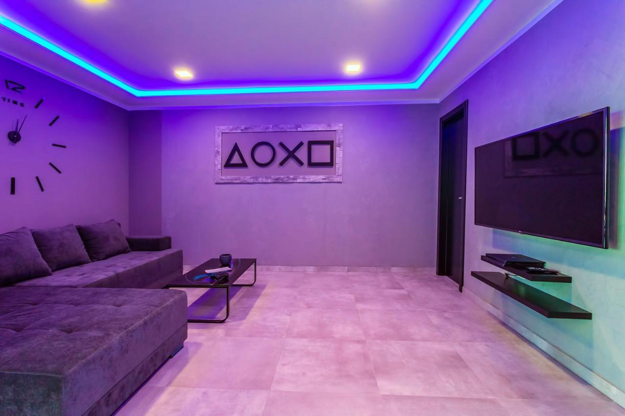 Villa Belvedere With Heated Pool, Billiards, Media Room, Sea Views,10 Pax Оміш Екстер'єр фото